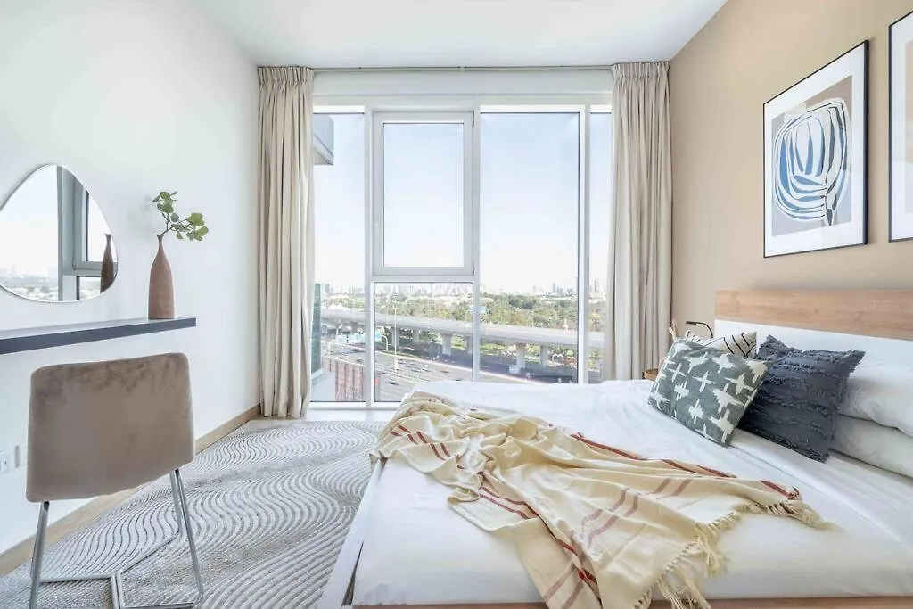 Alfa World Trade Centre Dubai 1Br, Max Metro Station Apartamento