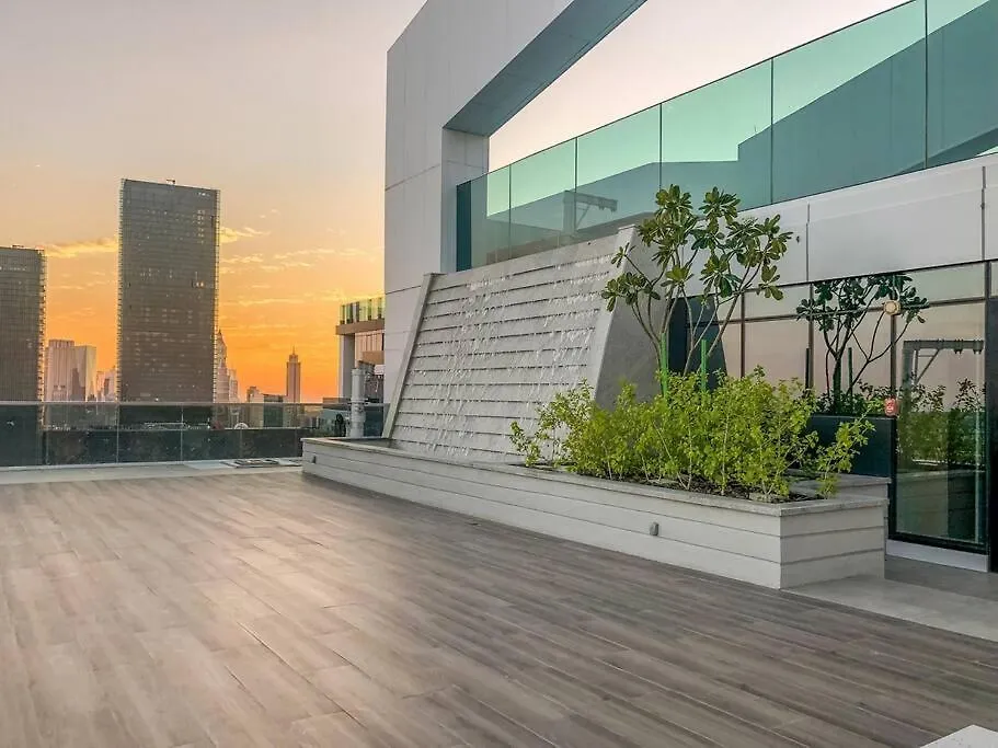 Alfa World Trade Centre Dubai 1Br, Max Metro Station Apartamento