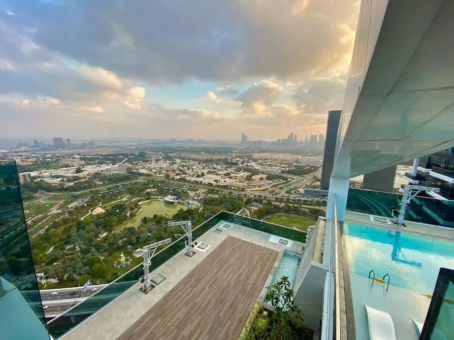 Alfa World Trade Centre Dubai 1Br, Max Metro Station Apartamento